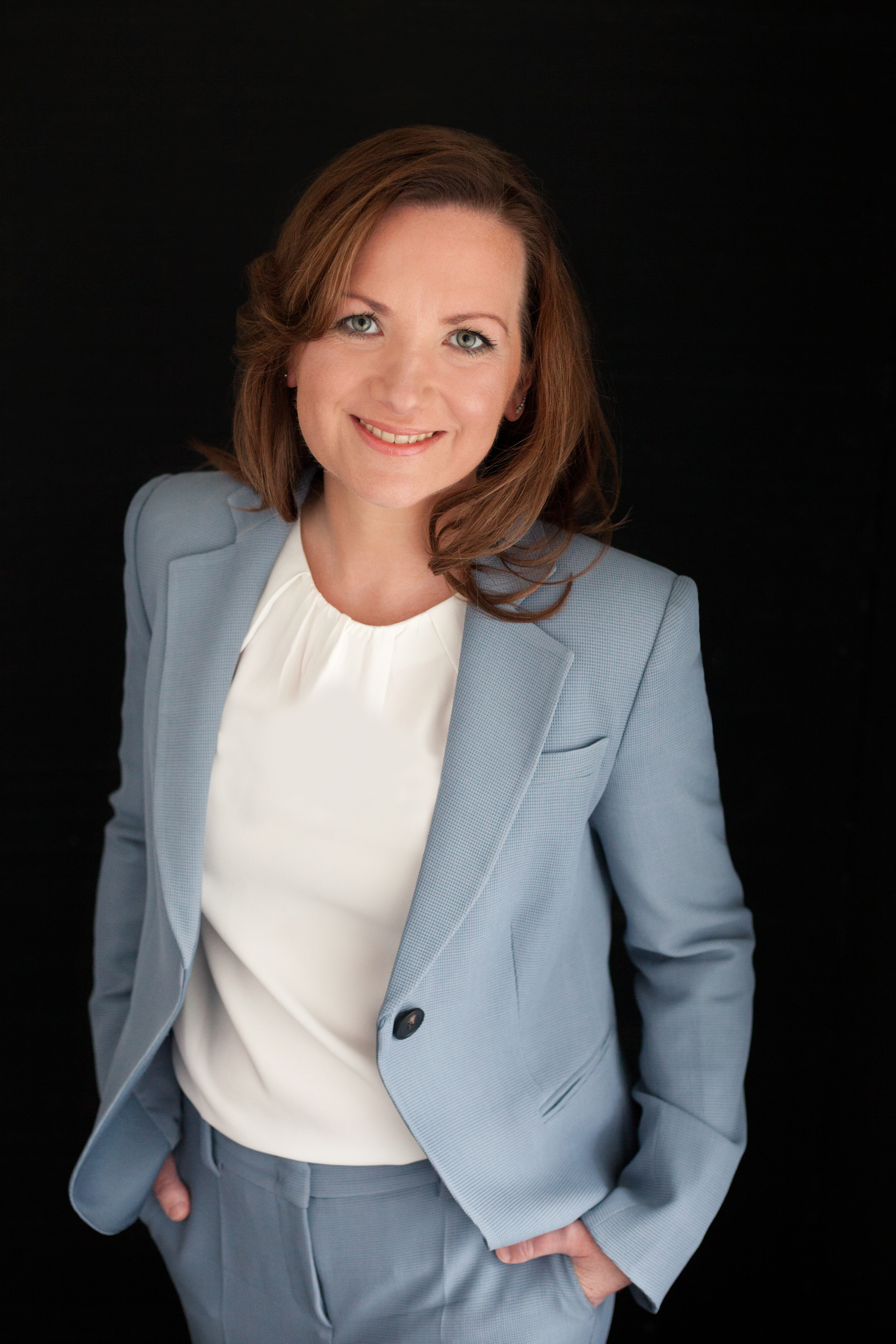 Linda Van De Maat HR